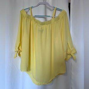 Beautiful yellow off the shoulder top. A. Byer. Sz 2x.
